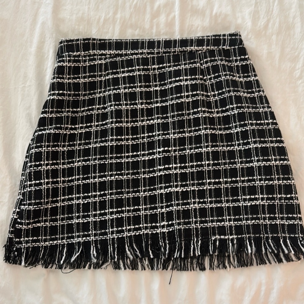 Tweed skirt